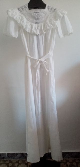 Antiguo camisón del 1900