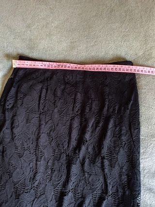 Falda encaje negro Zara