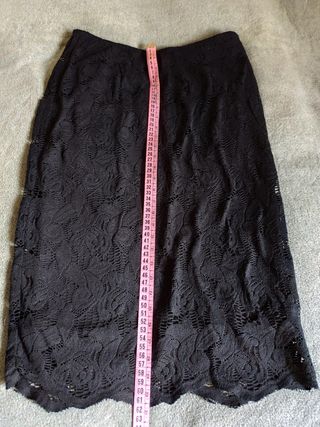 Falda encaje negro Zara