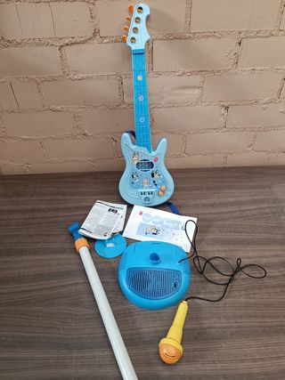 AVERIADA - Micro y Guitarra Bluey