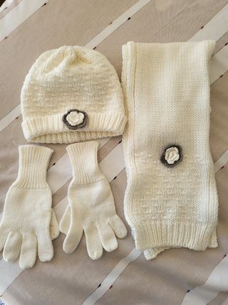Gorro, guantes bufanda niña.