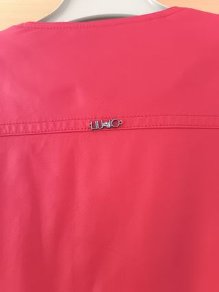 Chaqueta símil piel Liu Jo roja