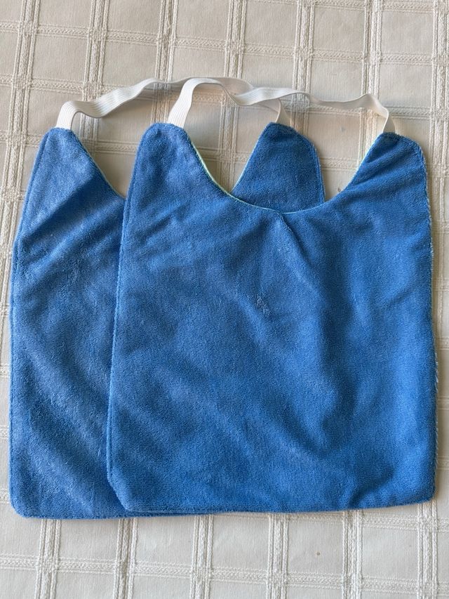 Pack 2 baberos bebé con goma