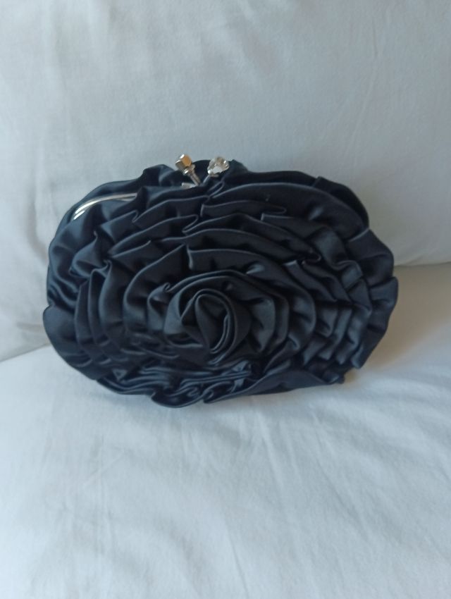 Bolsos de ceremonia.