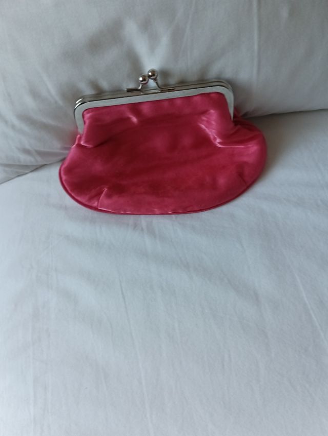 Bolsos de ceremonia.