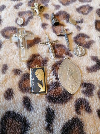 lote medallas y cruces