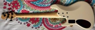 Bajo Maruszczyk Elwood L5 24 White