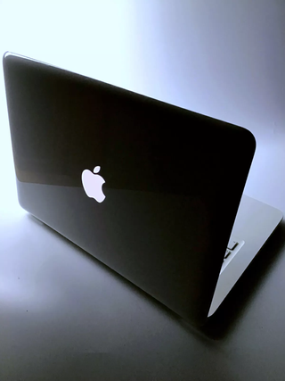 Apple MacBook 2010 bianco A1342 cpu 2.4GHz 4GB RAM