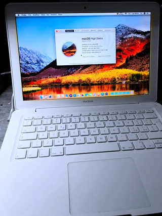 Apple MacBook 2010 bianco A1342 cpu 2.4GHz 4GB RAM