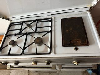 Cocina y horno gas de butano