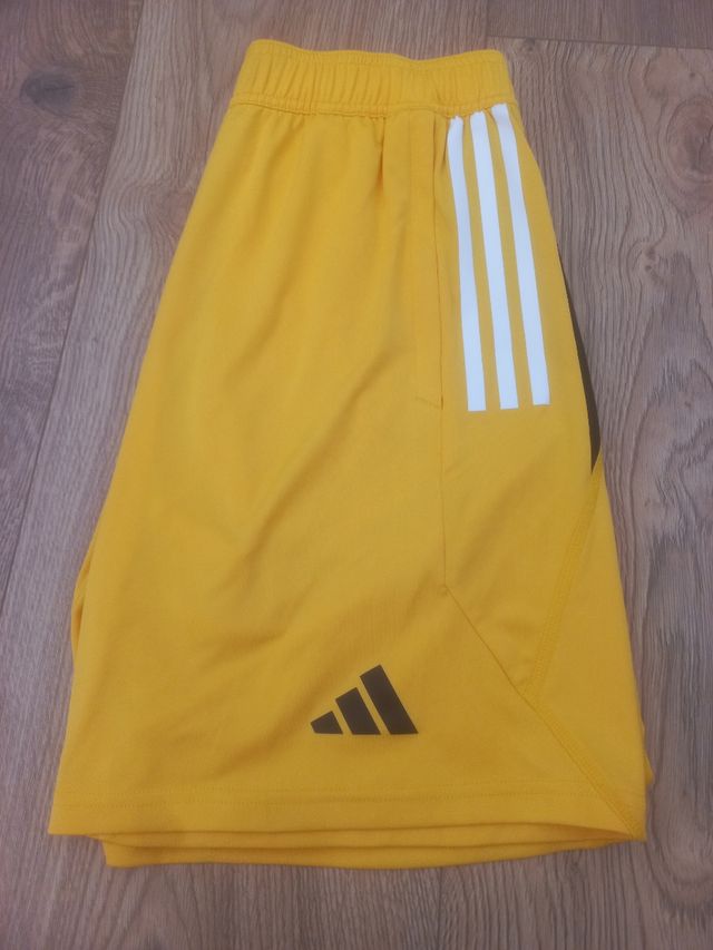 Pantalón corto Adidas