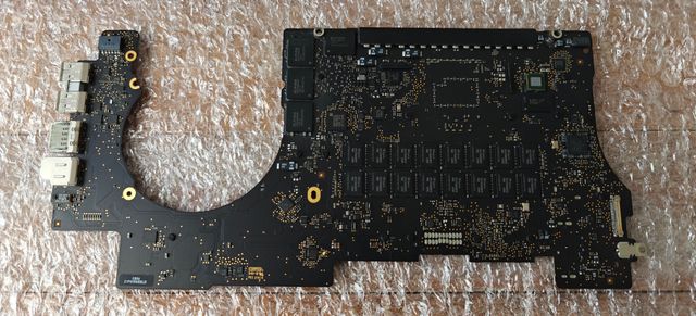 MacBook Pro 15 2015 A1398 Placa Base 820-00426-A