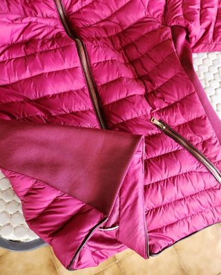 Chaqueton acolchado con capucha plumas October