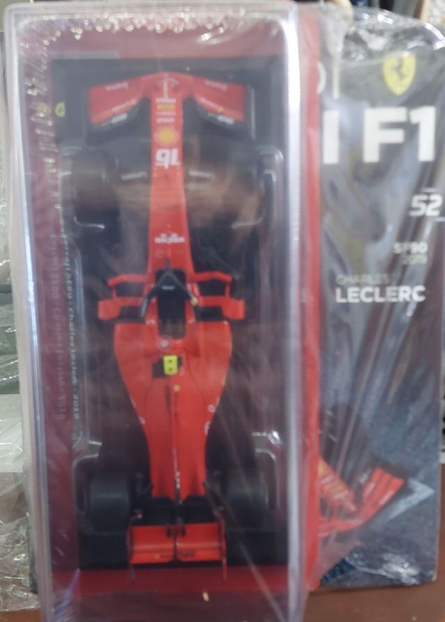 Coche F1 Charles Leclerc 2019 90 YEARS