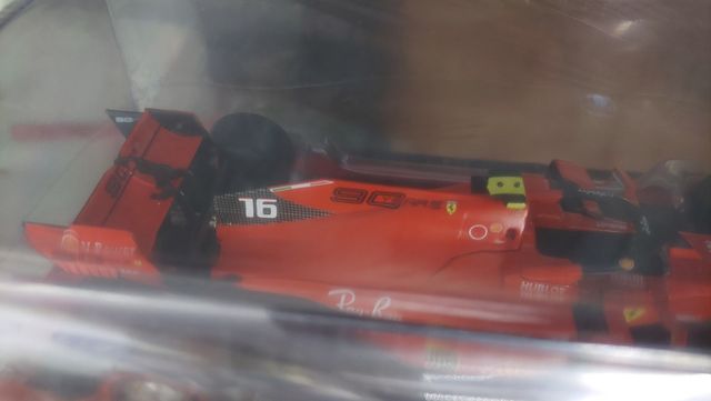 Coche F1 Charles Leclerc 2019 90 YEARS