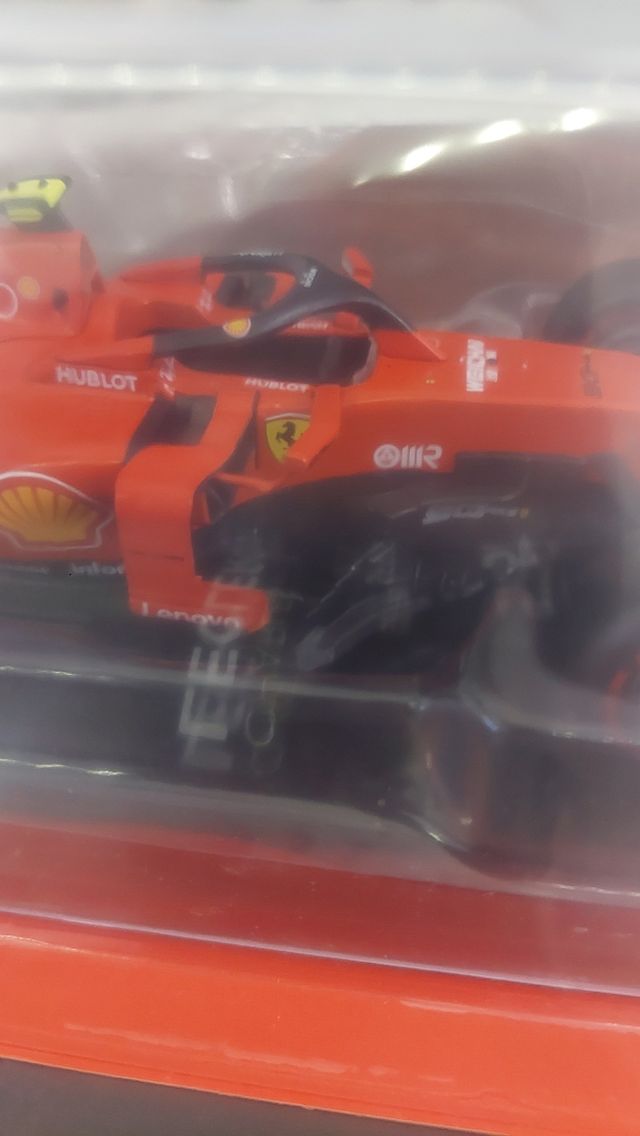 Coche F1 Charles Leclerc 2019 90 YEARS