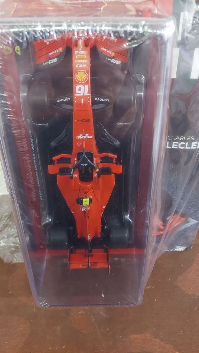 Coche F1 Charles Leclerc 2019 90 YEARS