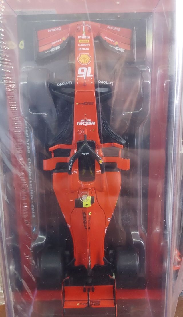 Coche F1 Charles Leclerc 2019 90 YEARS