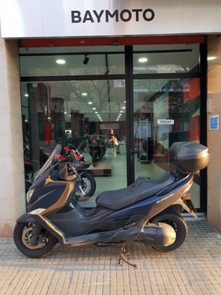 Suzuki Burgman 400