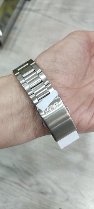 Reloj analógico Casio 49€