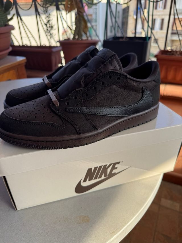 Jordan 1 Low Travis Scott Velvet brown
