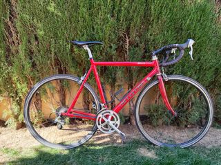 Bicicleta Cannondale r800