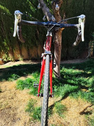 Bicicleta Cannondale r800