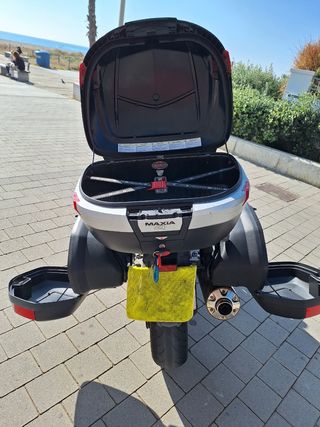 Suzuki bandit gsf 1250 abs