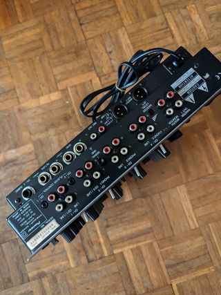 Mesa de mezclas Pioneer DJM-600