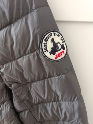 Chaqueta de plumas JOTT talla s