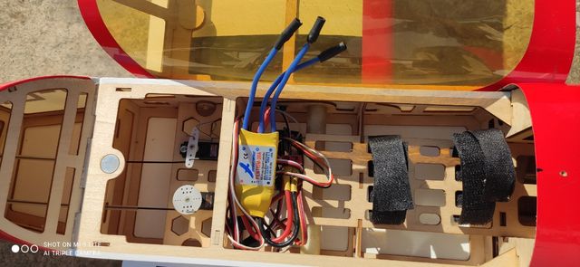 modelismo.maqweta rc. J.Robin.carenado reparado.