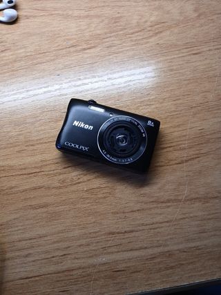 Nikon S3700 - REPARAR