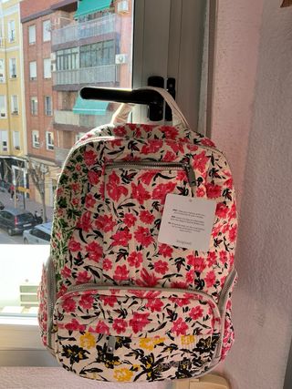 Mochila grande flores desigual
