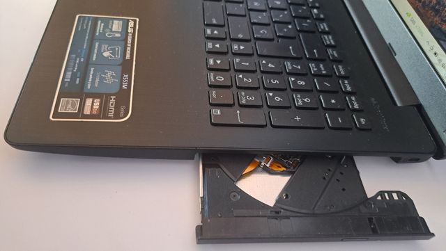 Ordenador portátil Asus