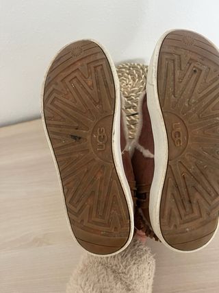 Ugg