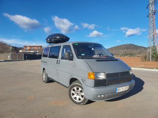 Volkswagen Transporter T4 1.9D 6 plazas cama
