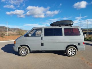 Volkswagen Transporter T4 1.9D 6 plazas cama