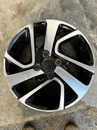 Cerchi in lega Peugeot 108 Allure