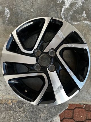 Cerchi in lega Peugeot 108 Allure