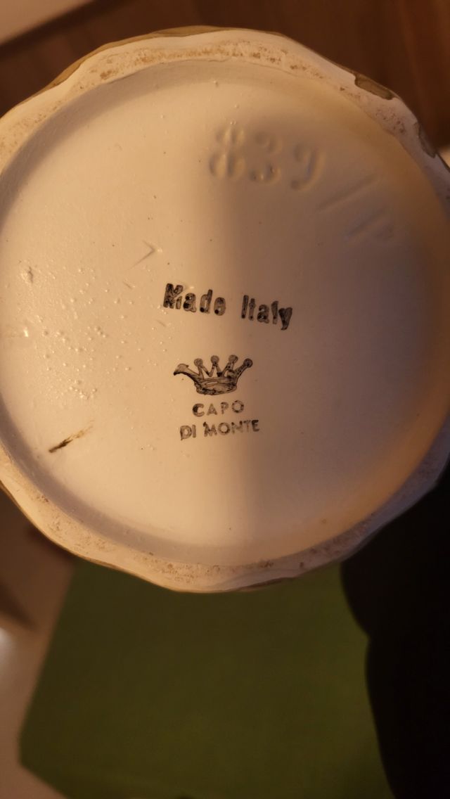 Vaso a fiori ceramica Capodimonte