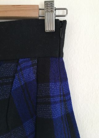 Mini falda azul escocesa de Anthropologie, talla 0
