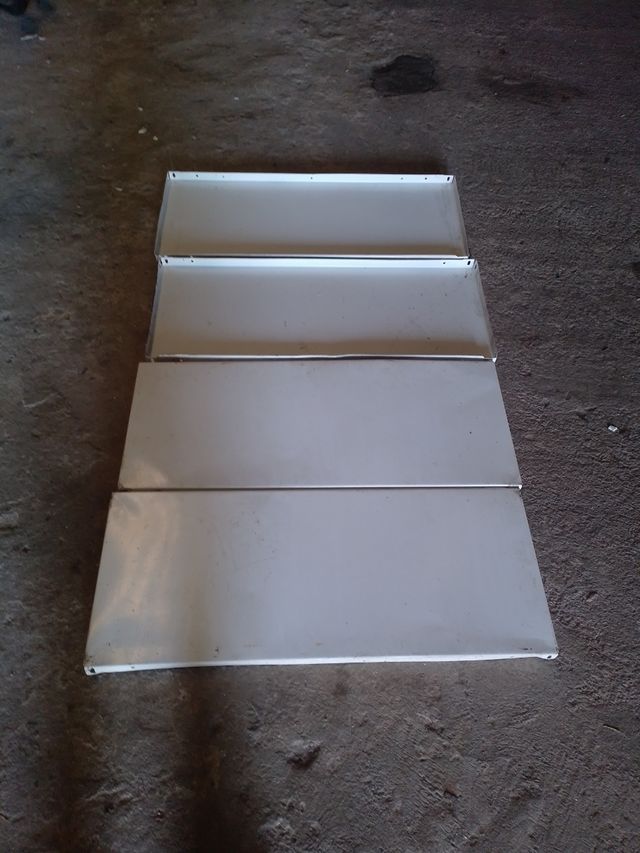 Baldas de estanteria