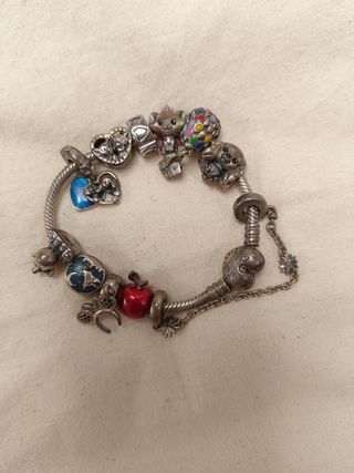 Pulsera y charms Pandora 