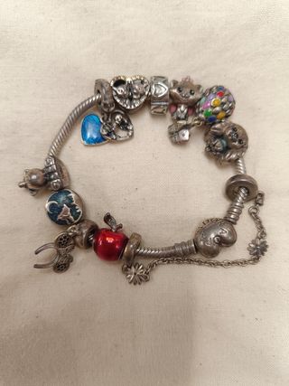 Pulsera y charms Pandora 