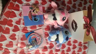 Lote de enamorados stitch