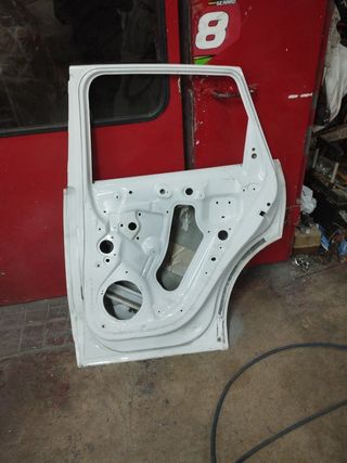 Puerta Audi