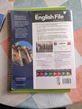 Libro inglés English File A1