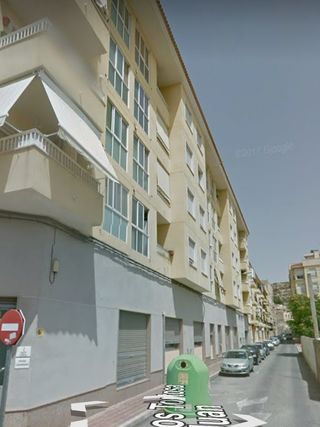 Plaza de garaje colegio cervantes