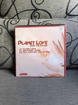 Ray Vs Yvan - Planet Love