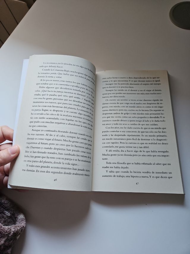 Todo lo que podríamos haber sido tú y yo si no fuéramos tú y yo (Spanish Edition)